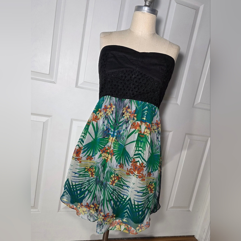 Line & Dot Strapless Dress with Black Lace and Tropical Print